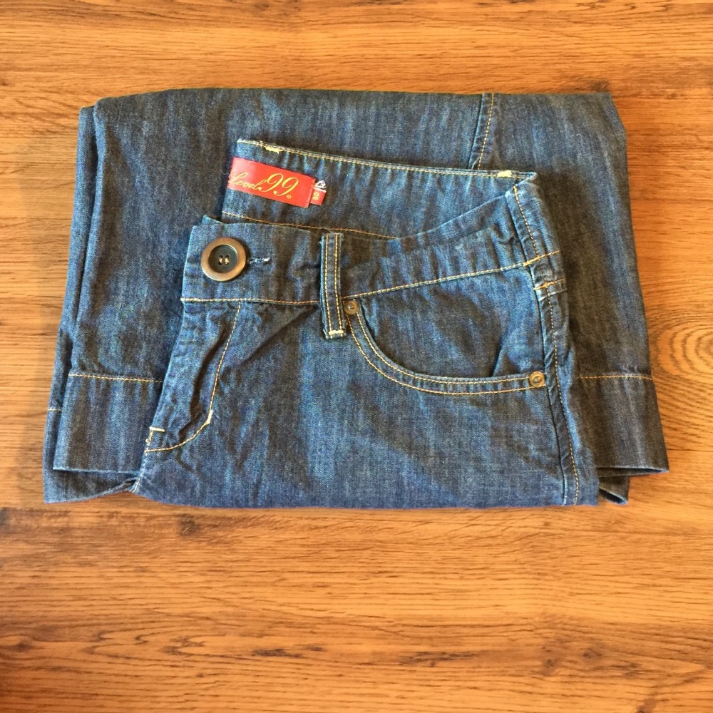 Anthropologie Level 99 l Jean Capri's